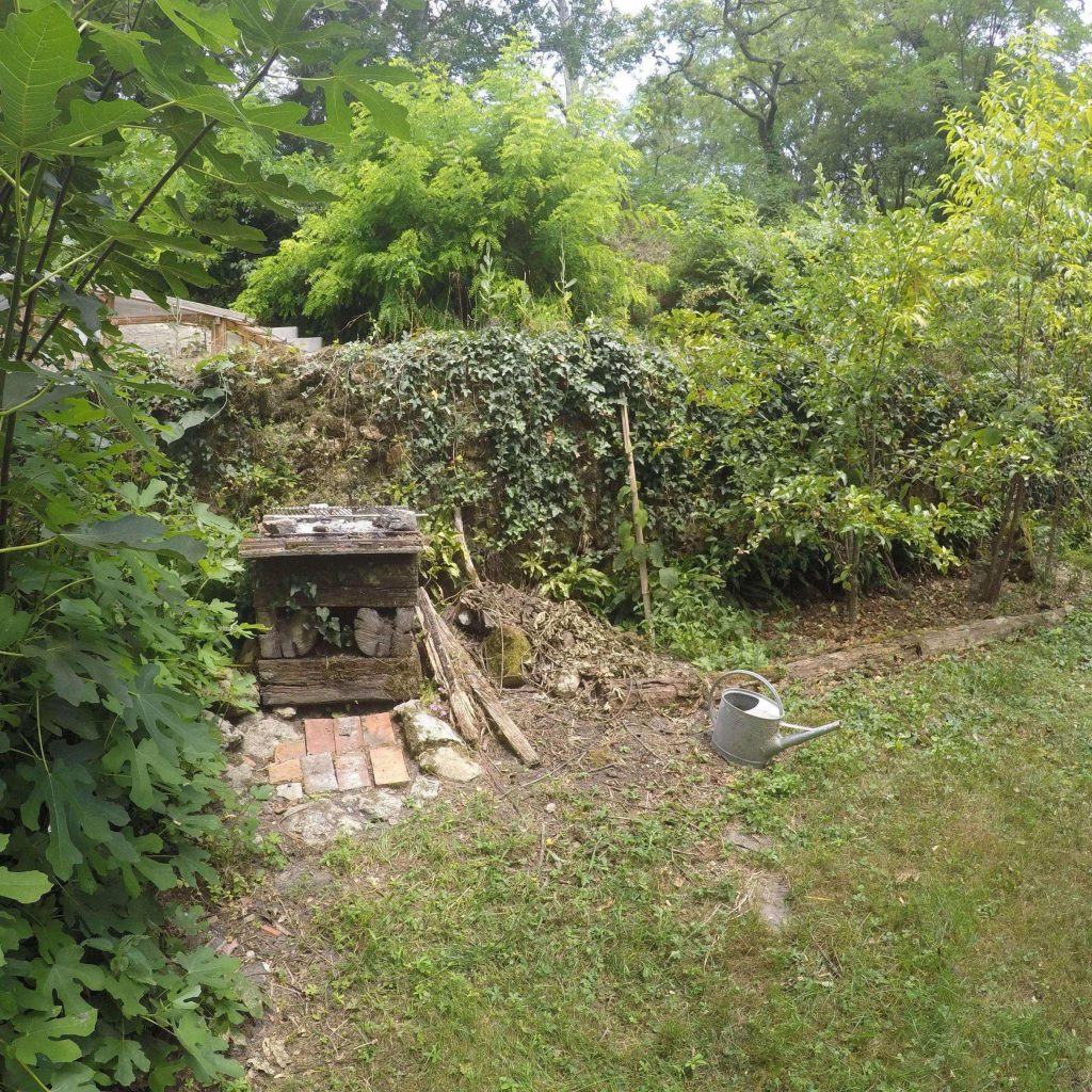 La table à feu ou barbecue